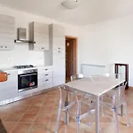 3 Bedroom Cozy In Apartmán